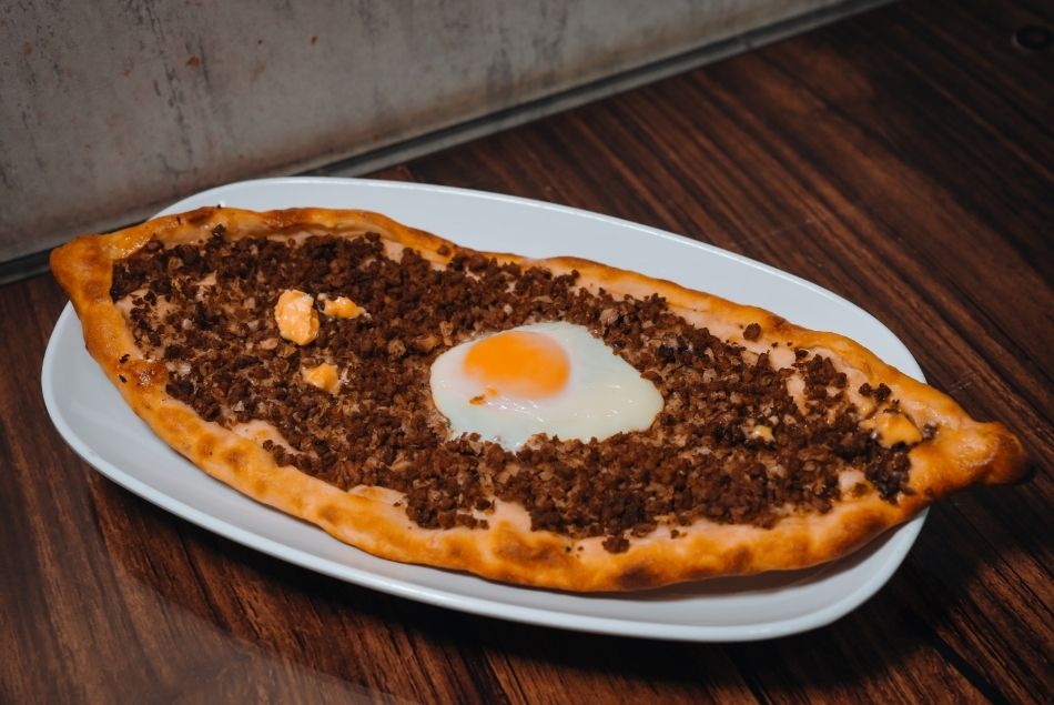 Açık Kıymalı Pide